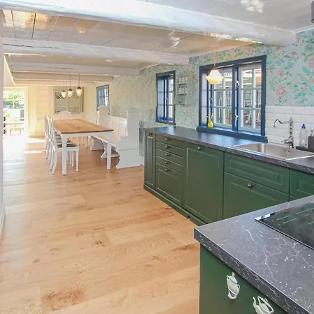 Feriehus Awesome In Samso With Kitchen